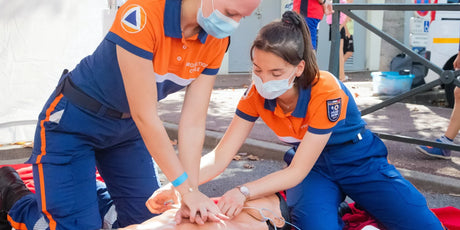 First Aid Kit and Essential Information for Truck Drivers – What You Need to Know!