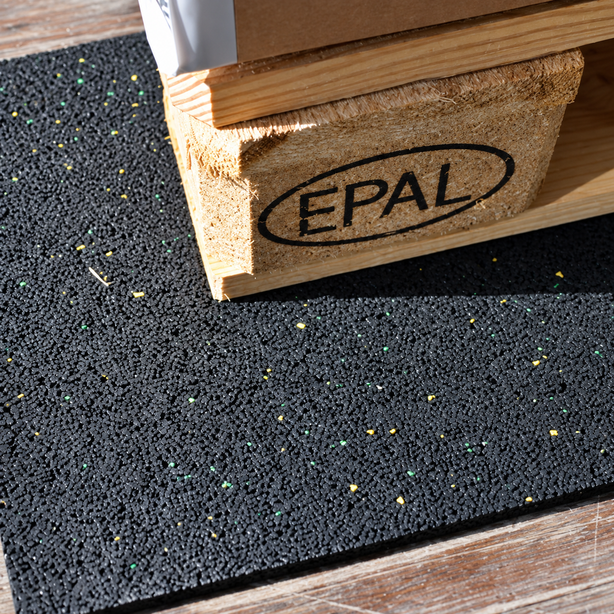 Anti Slip Rubber Mats Roll for Pallets and Load Securing 13.6 m x 150 mm x 3 mm