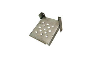 Escalón abatible antideslizante para camiones y remolques