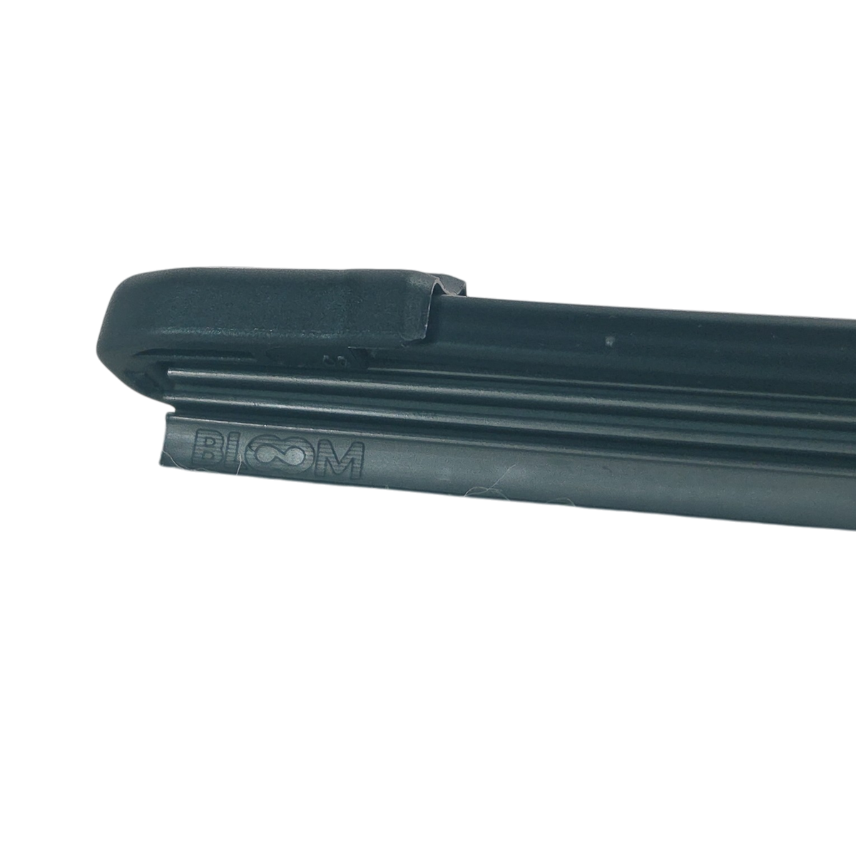 Windscreen Wiper Blade with U-Hook Fitting, Flat Aerodynamic Design